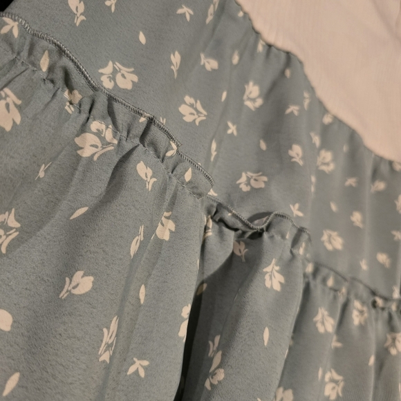 Girl'sā Floral Short Sleeve Dress Sage Green & White Size 6 Small - Picture 4 of 8